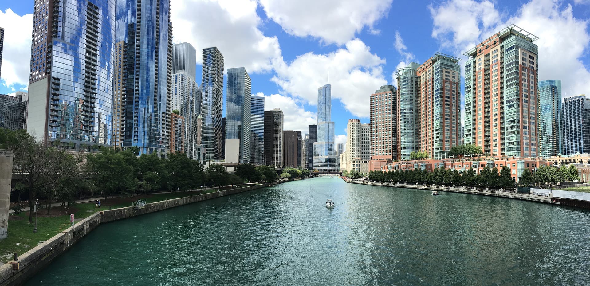 6 Benefits of Investing Property in Chicago