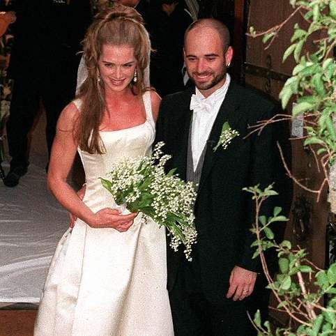 brooke-shields-and-andre-agassi-photo-u1