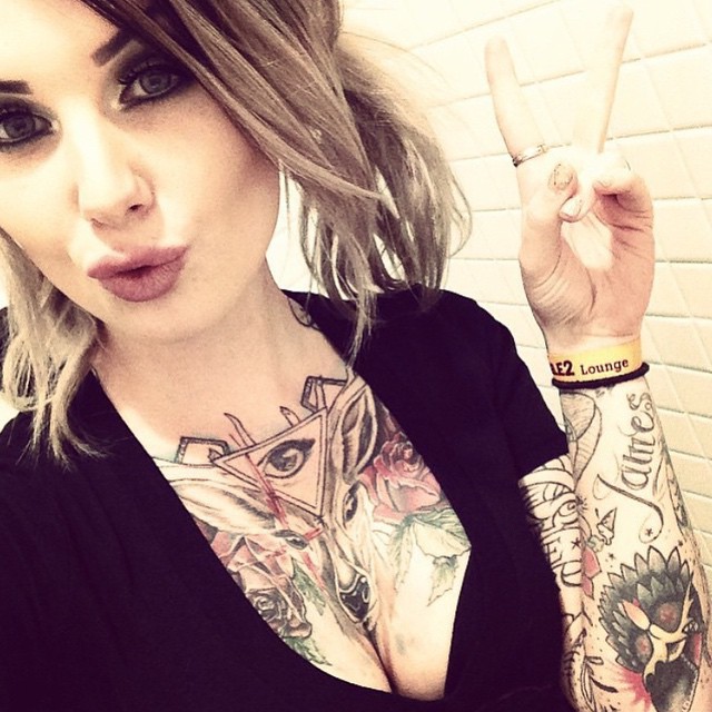 hottest girls with tattoos