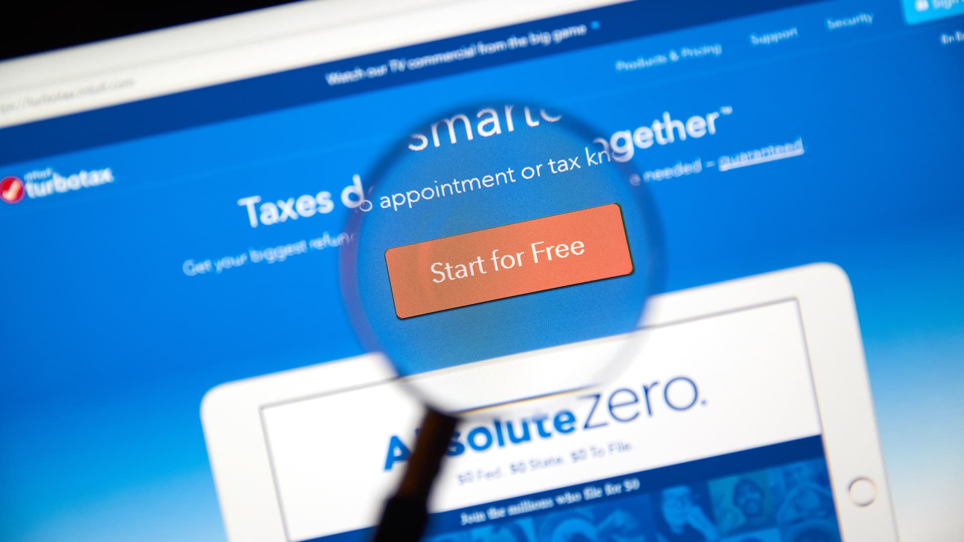 TurboTax vs. TaxAct: Which Tax Software Is Better?