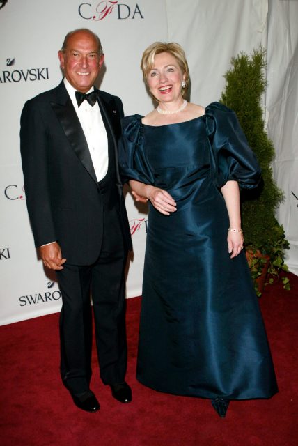 Sen. Hillary Clinton with designer Oscar De La Renta arriving at the 2002 CFDA Fashion Awards at The New York Public Library in New York City. June 3, 2002. Photo: Evan Agostini/ImageDirect