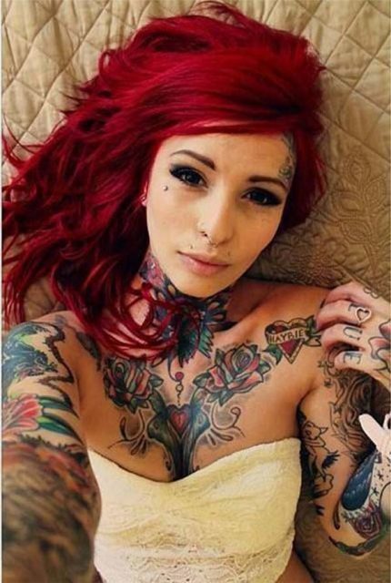fifty-girls-with-tattoos_22
