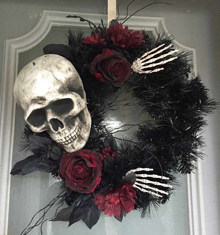 Halloween Wreaths Are a Must for This Year's Decorations