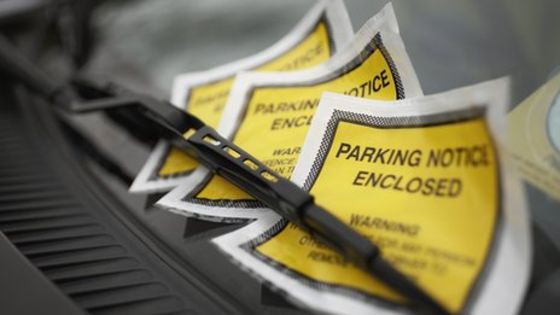 Free Chatbot Lawyer Overturns 160,000 Parking Tickets