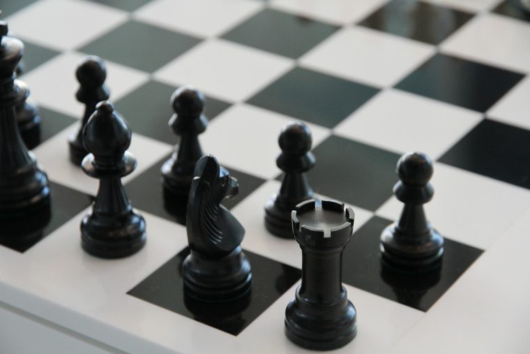 chess-140340_1920-760x507
