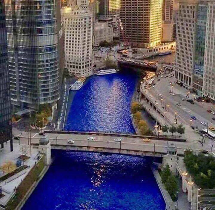 Chicago River Dyed Blue for Cubs Parade