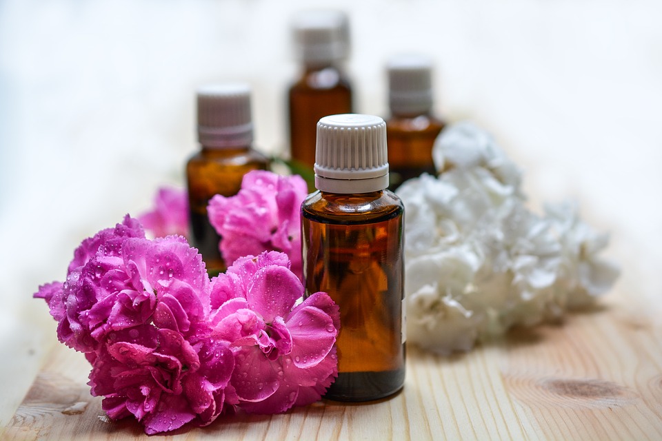 The Ultimate Guide to Essential Oils
