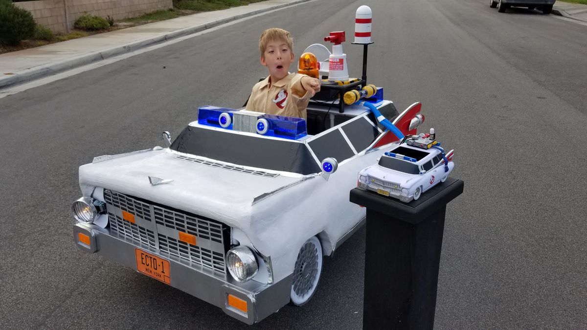 Dad Turns Son's Wheelchair Into A 'Ghostbusting' Ride