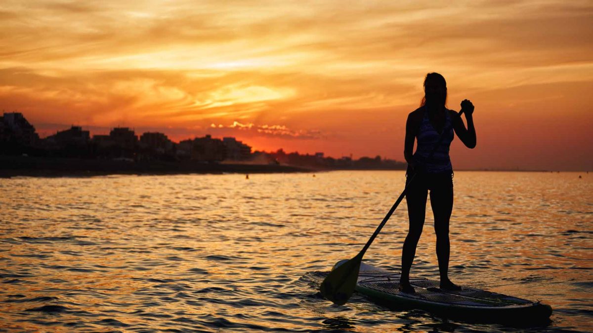paddleboard-sunset-silhouette-1200x675