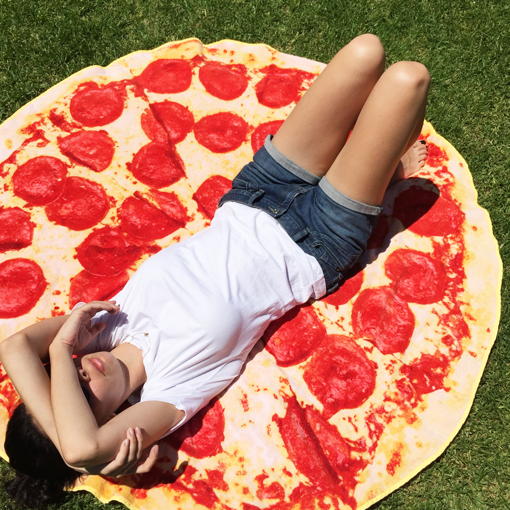 Round Pizza Towels Are a Thing and Are Available for Delivery Now
