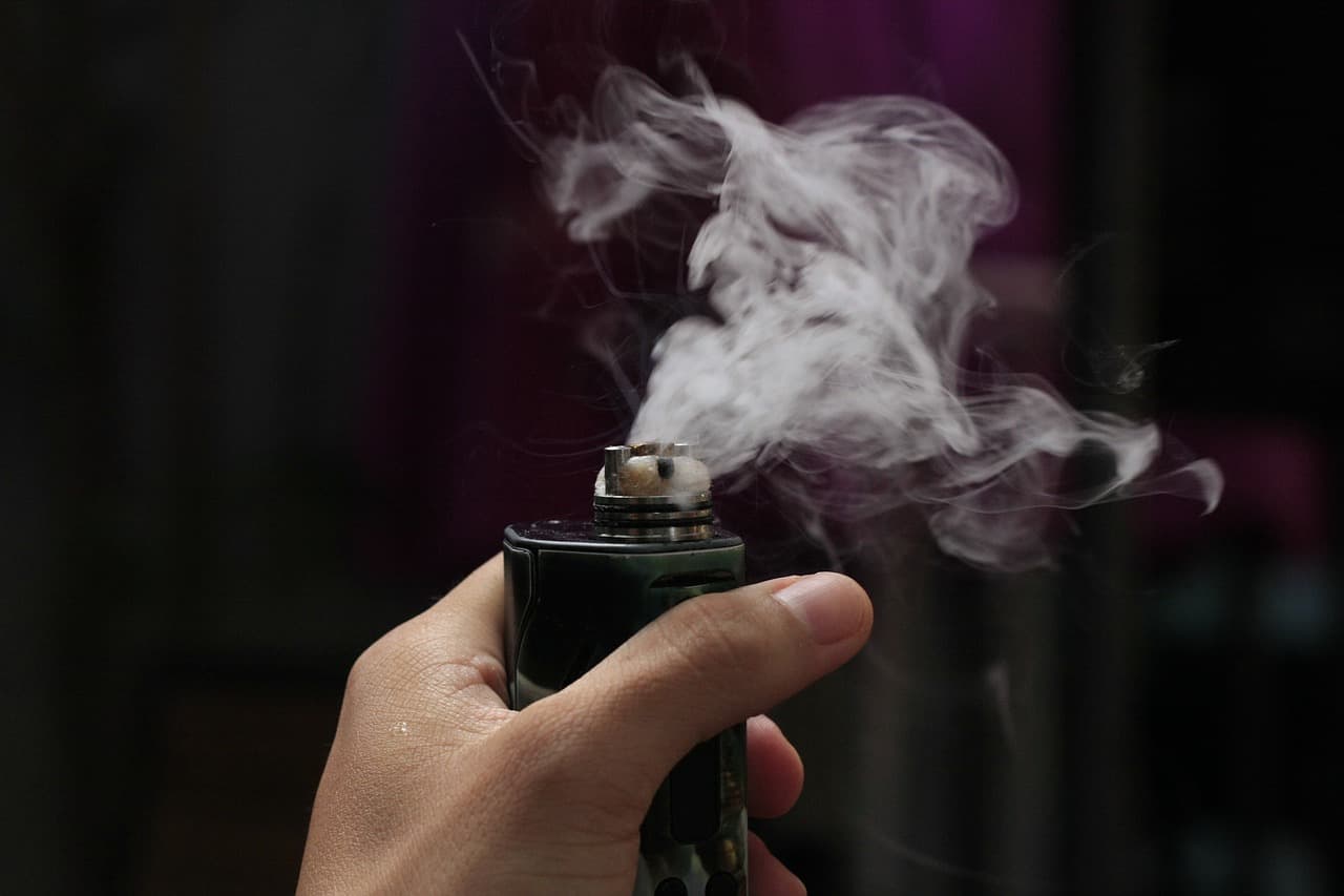 How to Clean and Maintain Your Vaporizer