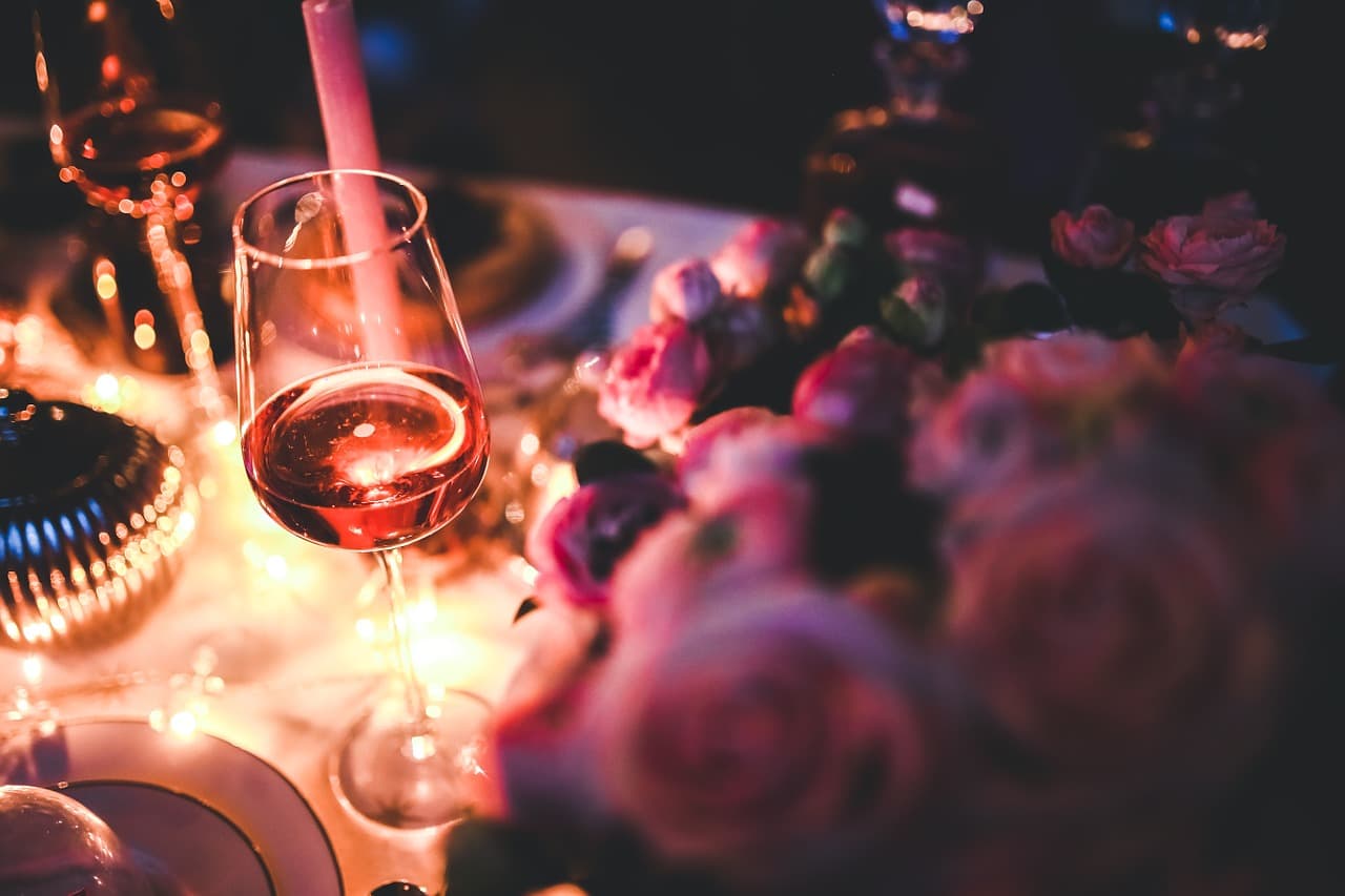Dine with Wine: Here’s How to Choose the Right Wine for Your Dinner